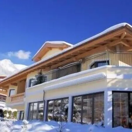 Garni Forelle Otel Tux