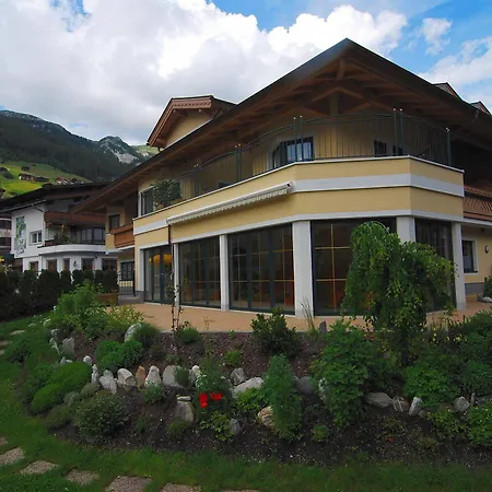 Garni Forelle Hotel Tux