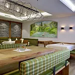 Garni Forelle 4* Tux