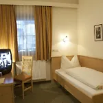 Garni Forelle 4* Tux